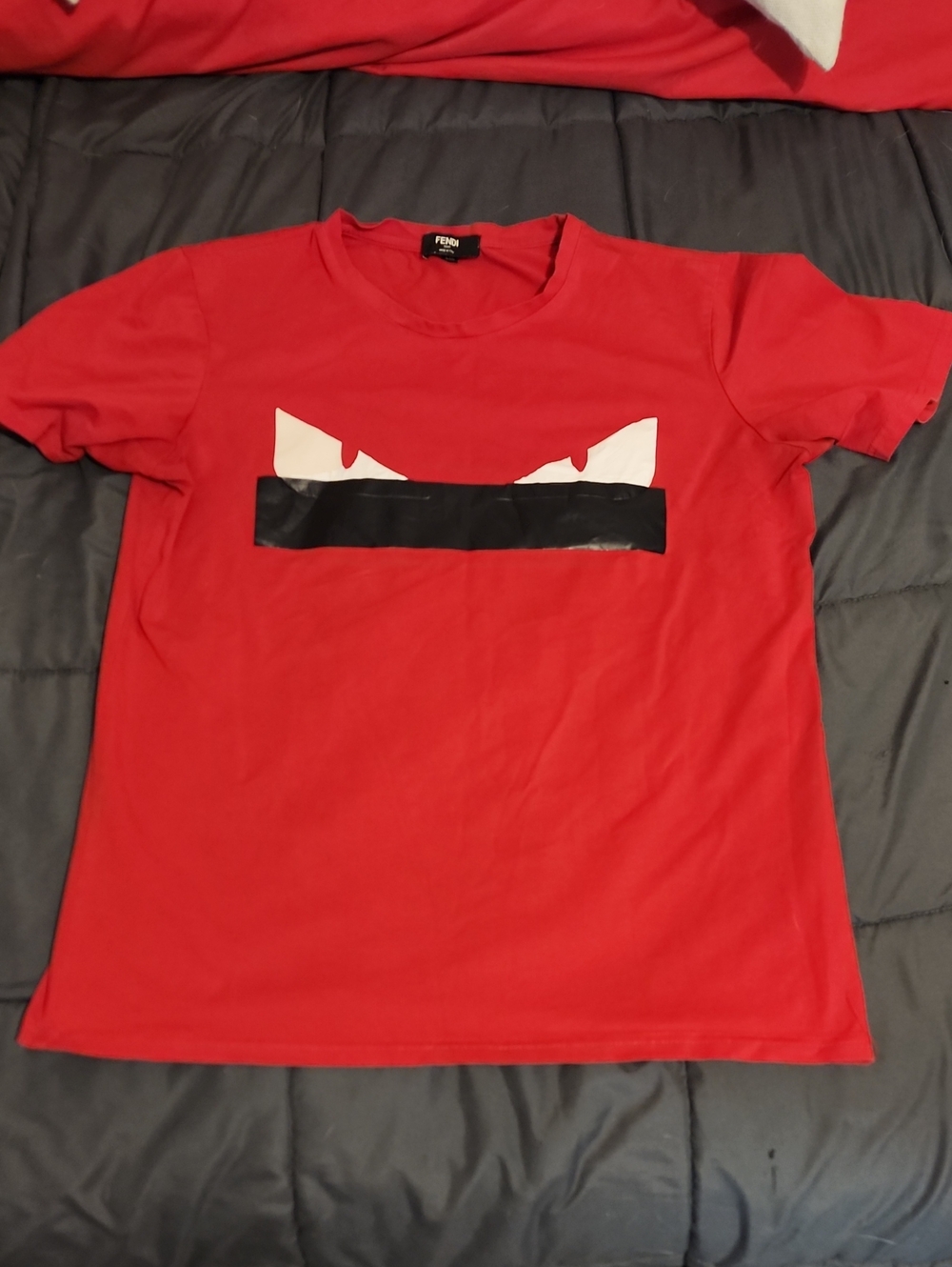Fendi Monster Eyes Designer Red Short Sleeve Shirt Size Medium - Large